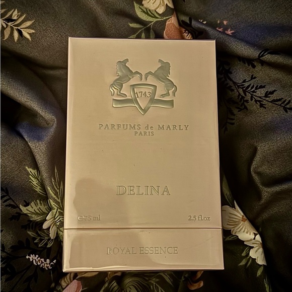 Delina Parfums de Marly 2.5 oz NEW! - Picture 4 of 7